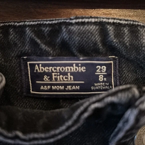 Abercrombie & Fitch Mom Jeans - Picture 4 of 5